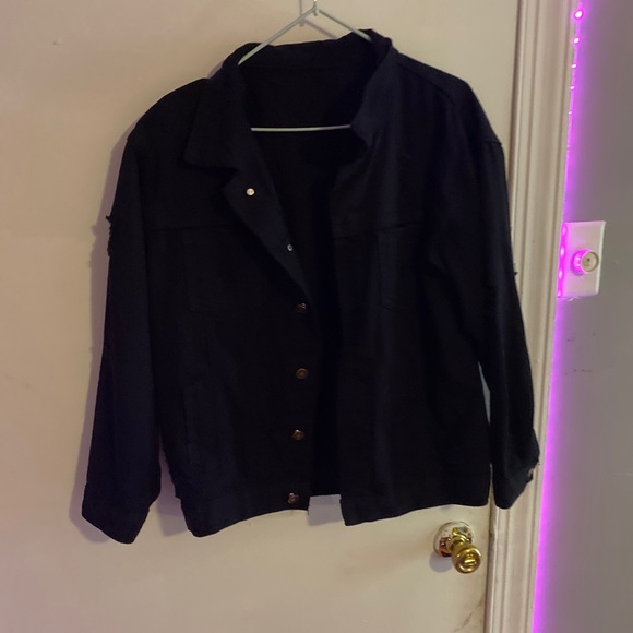 Black ripped jean jacket - Picture 2 of 3